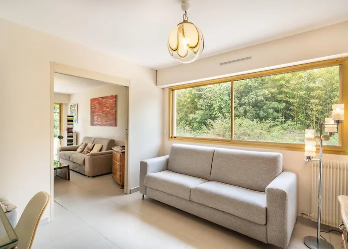 Pleasant 2 Bedroom With Large Terrace Daire Cannes